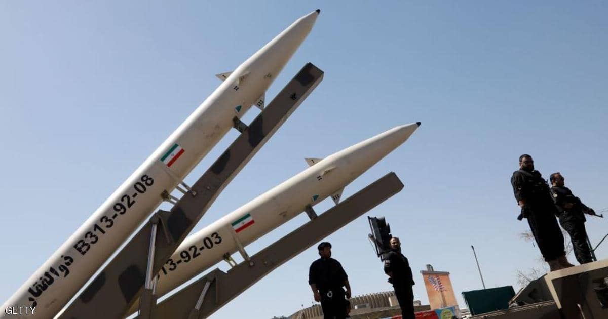 إيران تجري اختبارا صاروخيا ذكيا “قصير المدى”