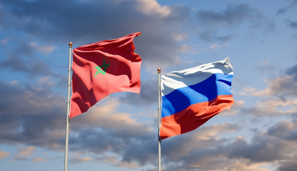 المغرب وروسيا يعمقان الحوار السياسي وتوسيع العلاقات التجارية بينهما
