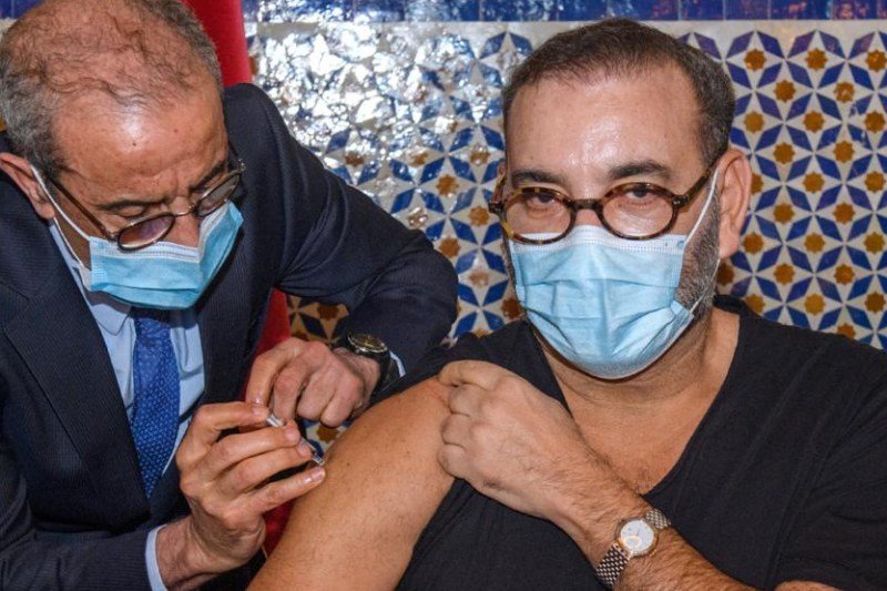 حقن 126 ألفا بأول جرعة من اللقاح في المغرب