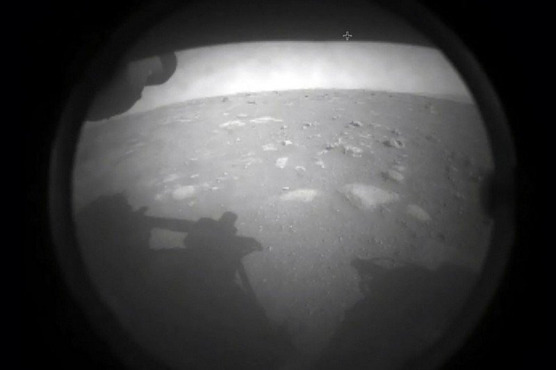 روبوت “ناسا” يحط على المريخ