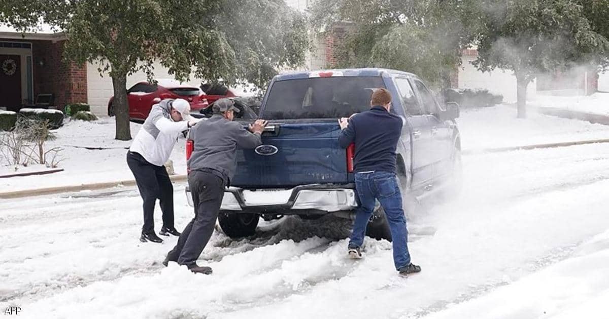 عاصفة ثلجية بأميركا.. 32 قتيلا وملايين الأشخاص بدون كهرباء