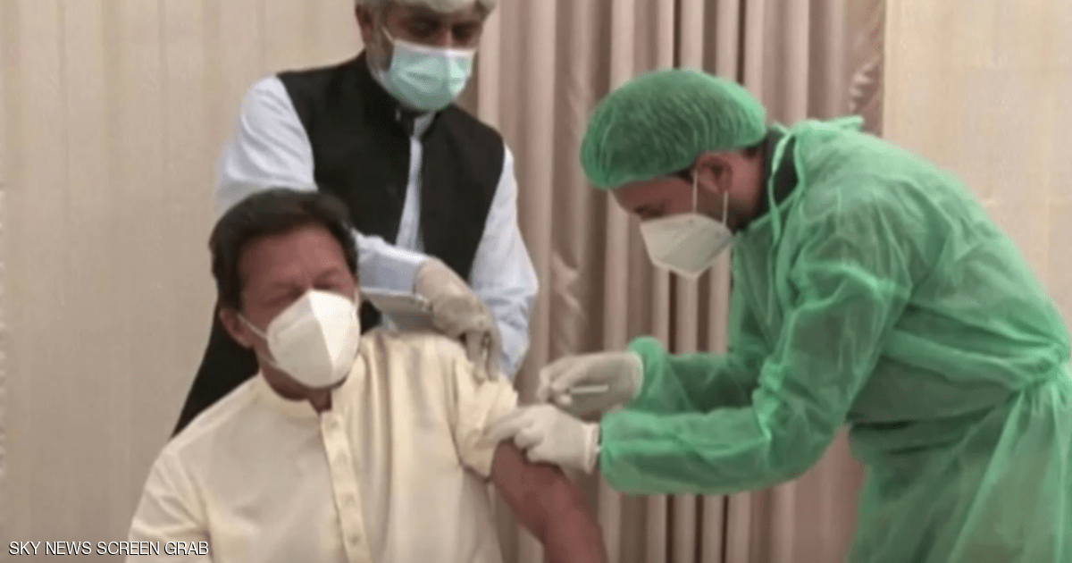 إصابة رئيس وزراء باكستان عمران خان بكوفيد-19