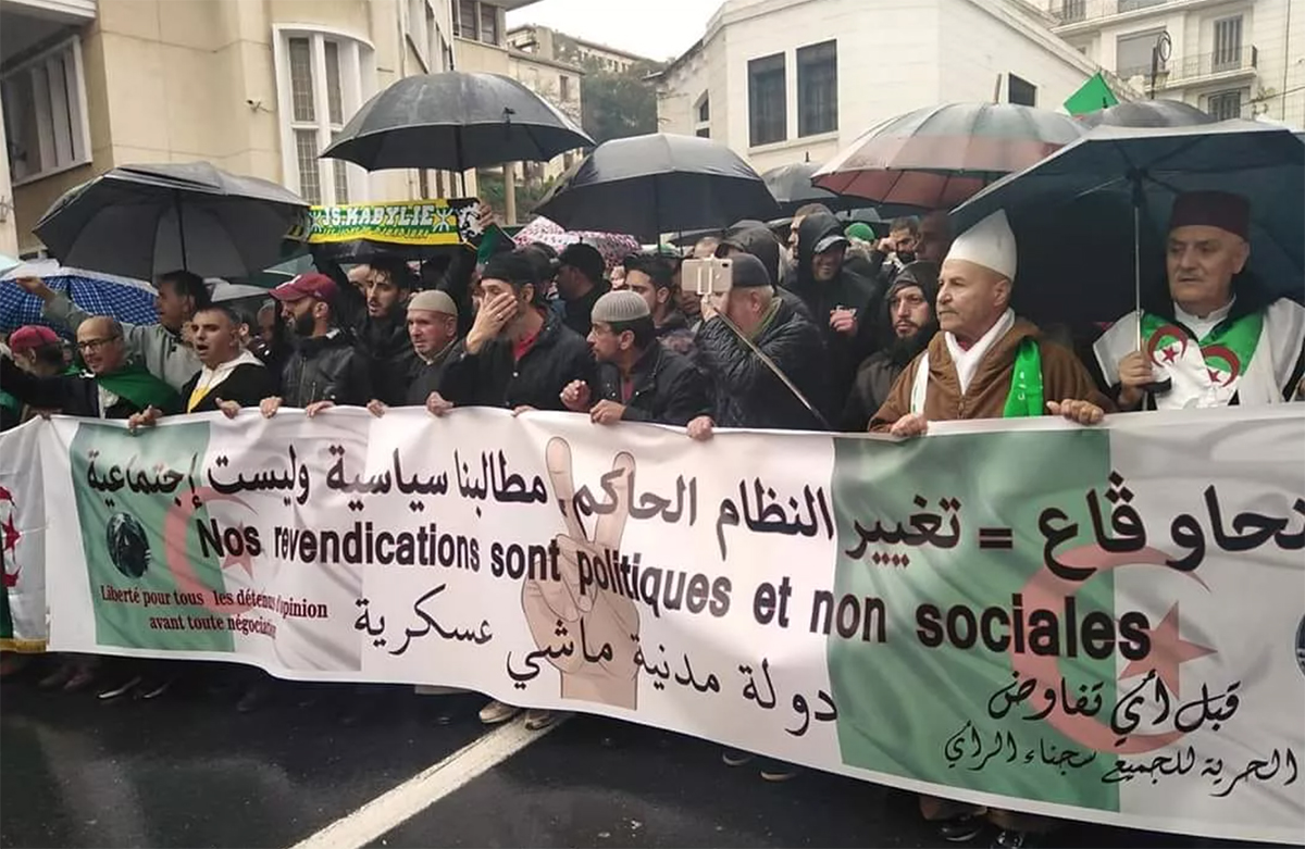 الجزائر تُهدد قناة فرانس-24 بسبب تغطيتها للتظاهرات الداعية إلى تغيير النظام العسكري