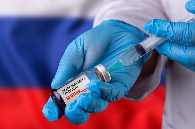 اللقاح الروسي في أوروبا الشرقية .. منفعة علمية أم أداة دعائية؟