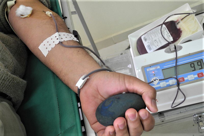 تبرع بقطاع “الكهرماء” يوفر 150 كيس دم بخريبكة