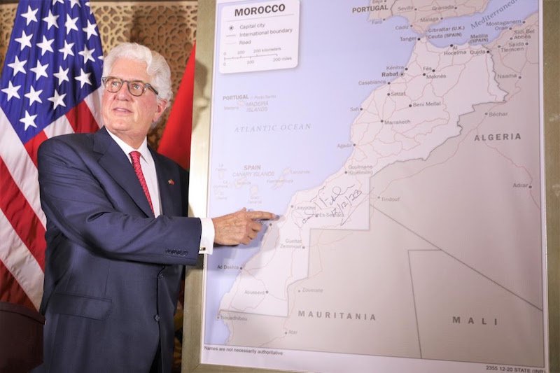 ترويج الدبلوماسية لخرائط مغربية الصحراء يثير فزع “الخارجية الجزائرية”