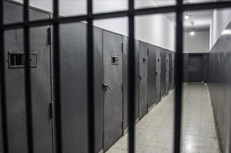 مصرع 8 أشخاص اختناقا داخل سجن بالجزائر