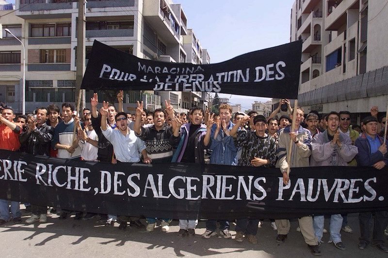 ذكرى “الربيع الأسود” تحل في خضم تنامي الحراك ضد النظام الجزائري