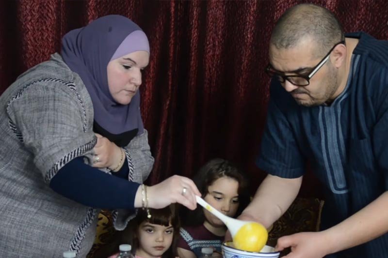 رمضان عائلة مغربية في كندا