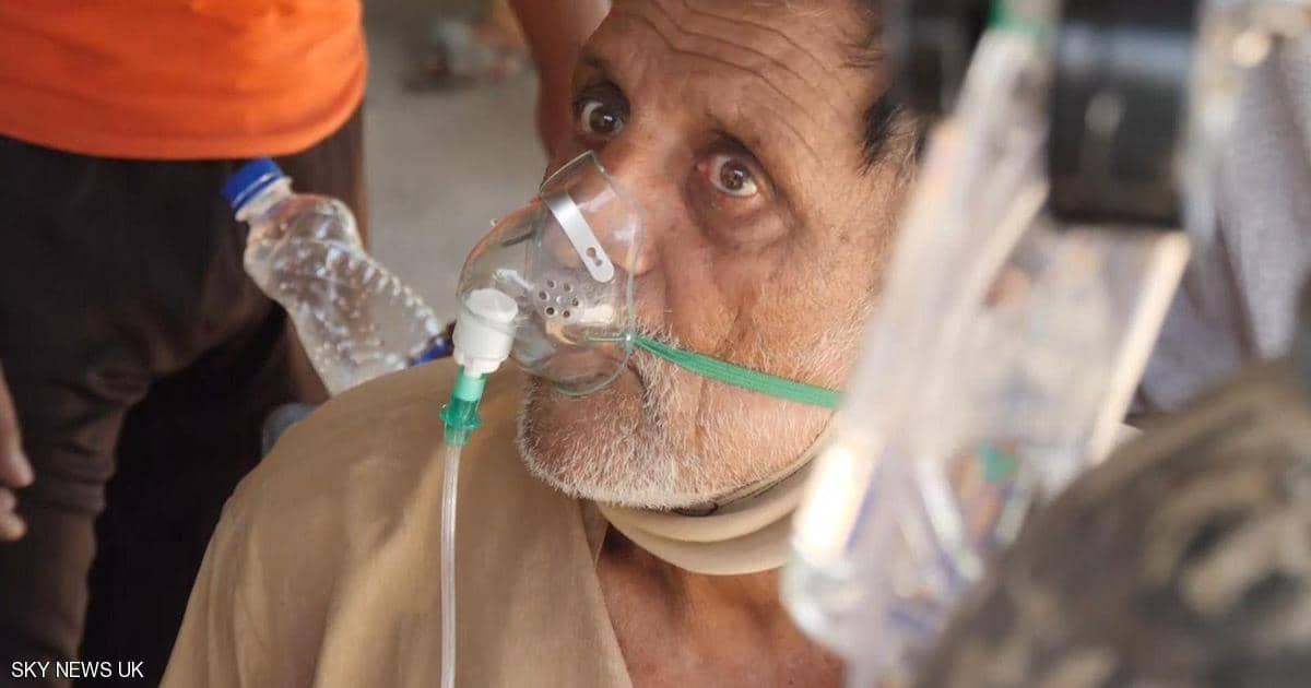 محنة كورونا في الهند.. مشاهد بكاء وتوسل لأجل جرعة أوكسجين