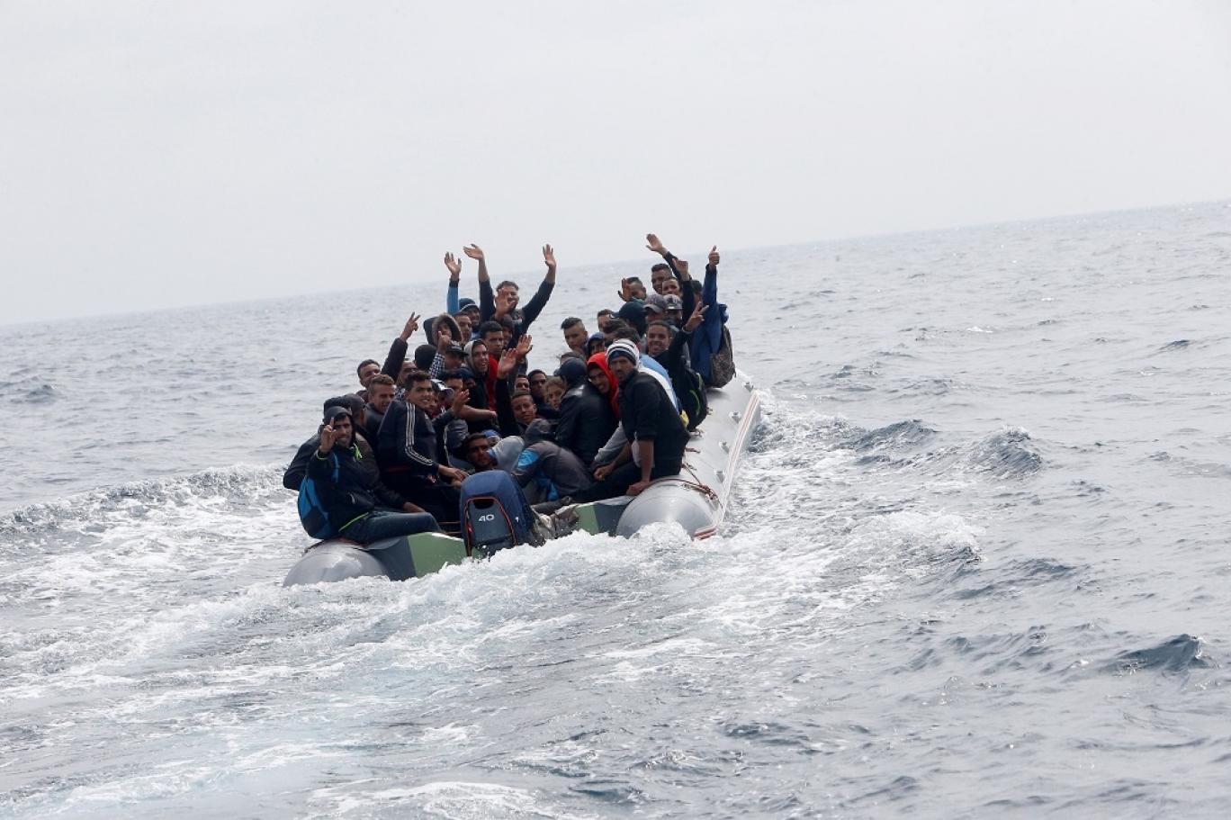 مُغن راي جزائري شهير يركب قوارب الموت .. و أنباء عن وفاته غرقاً