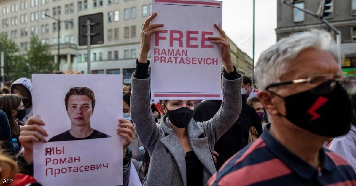 أوروبا تهدد بيلاروسيا بعقوبات بسبب أزمة “الصحفي المعارض”