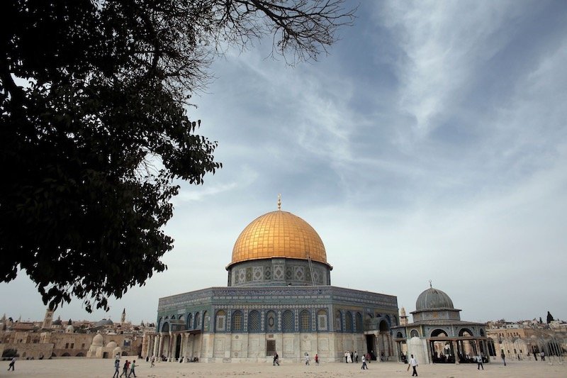 “التعاون الإسلامي” يشيد بجهد الملك لصالح القدس
