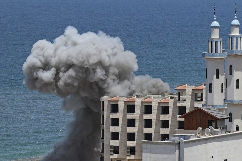 الصواريخ تشرد 42 ألف فلسطيني في قطاع غزة