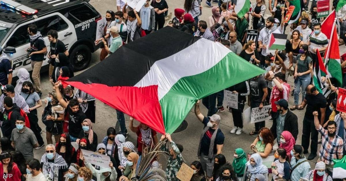بالصور.. أميركيون يتظاهرون في مدن عدة تضامنا مع الفلسطينيين