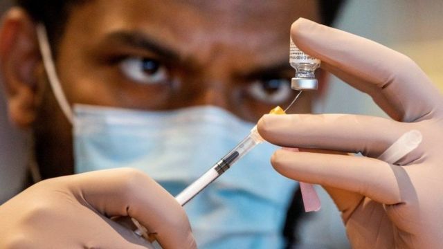 فيروس كورونا: الولايات المتحدة تدعم التنازل عن حقوق براءات اختراع اللقاحات المضادة لكوفيد-19