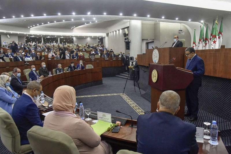 نظام الجزائر يعدل قانون المالية في غياب البرلمان‎