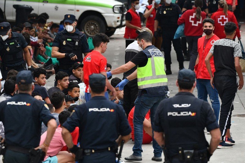 هيئة: إسبانيا تمارس الإبعاد القسري لطالبي اللجوء