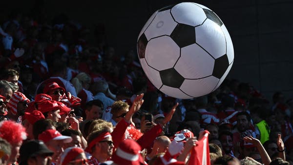 إصابة 3 مشجعين حضروا مباراة الدنمارك وبلجيكا بسلالة “دلتا”