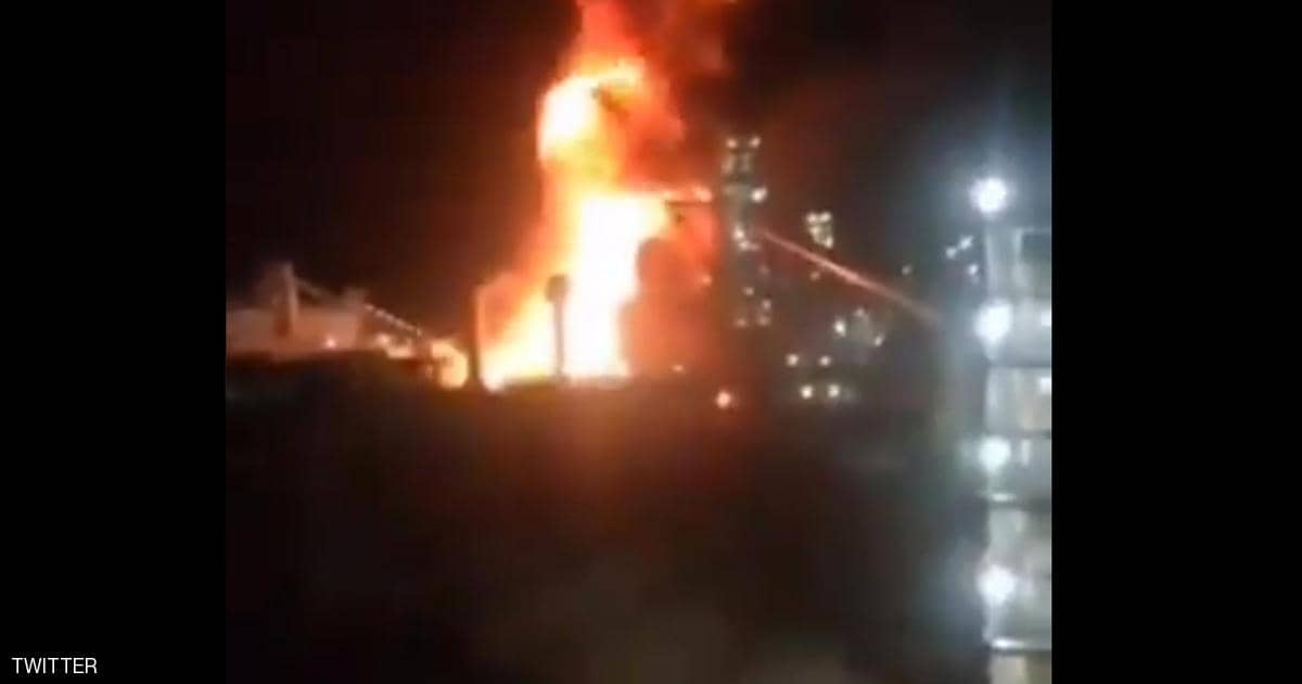اندلاع حريق عقب انفجار في مصنع للصلب بإيران