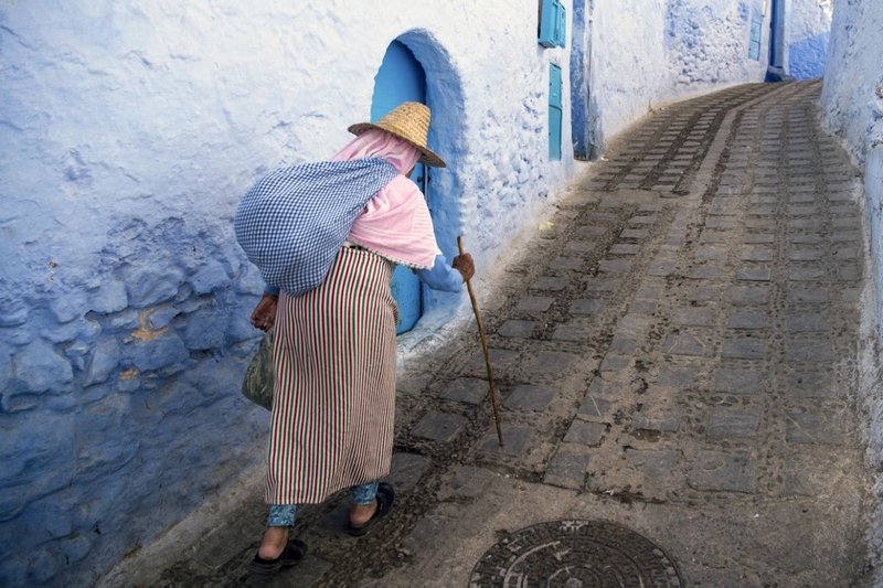 ضعف نسبة الخصوبة يدفع الهرم السكاني في المغرب نحو هيمنة الشيخوخة