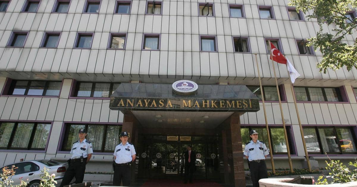 محكمة تركية توافق على النظر في حظر “الشعوب الديمقراطي”