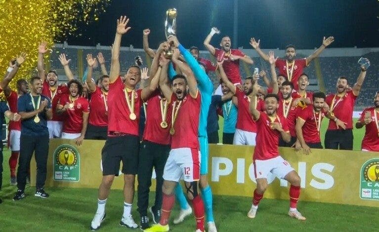 الأهلي المصري يرفع لقب عصبة الأبطال بمركب محمد الخامس