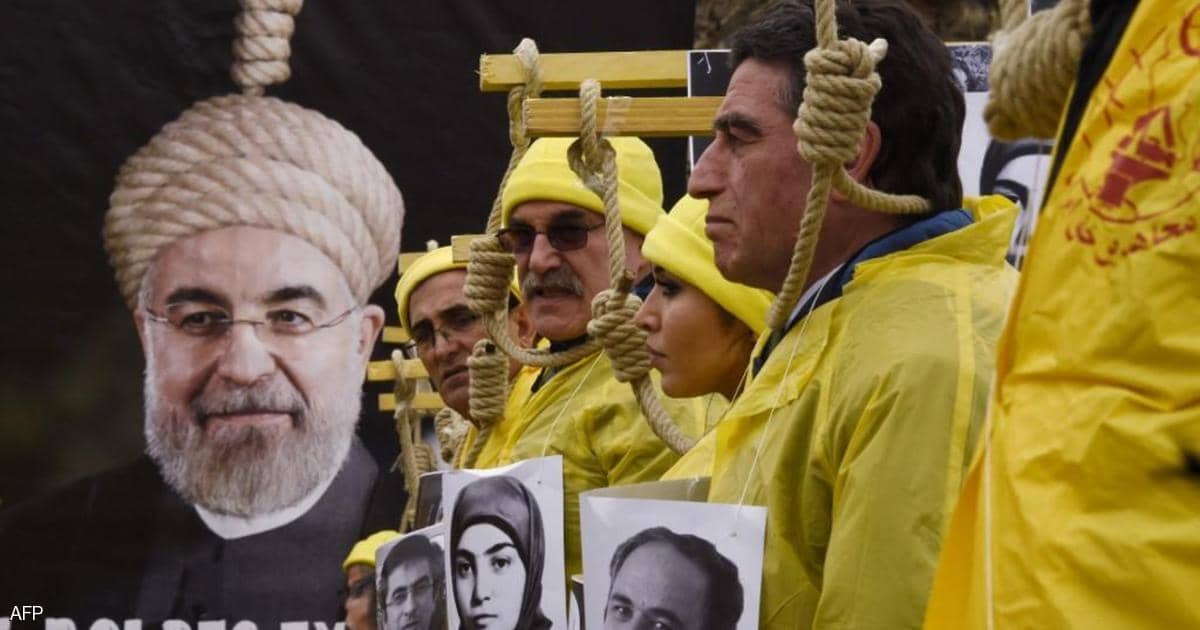 السويد تحاكم إيرانيا بتهمة إعدام جماعي.. ما علاقة رئيسي؟