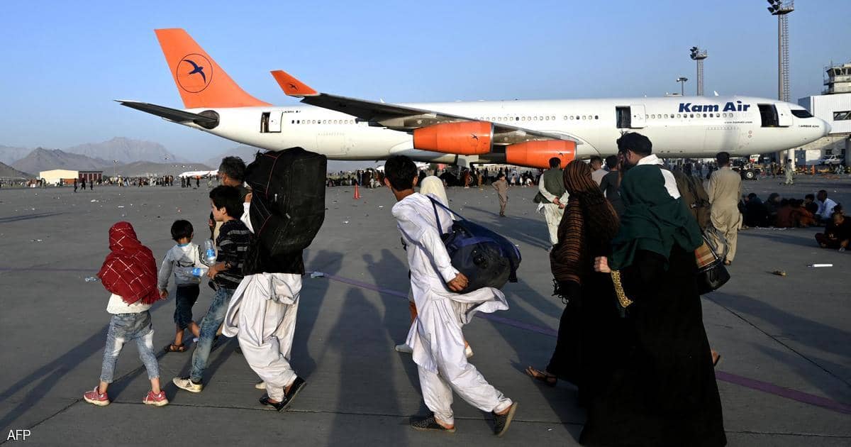 بعد استئناف العمل به.. طائرات عسكرية تقلع من مطار كابل