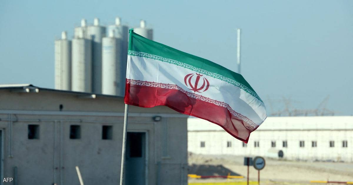بعد مماطلة إيران.. واشنطن تلوح بـ”التخلي” عن الاتفاق النووي