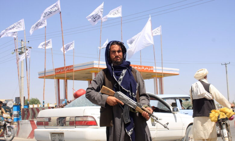 حركة طالبان تقترب من السيطرة على السلطة في أفغانستان