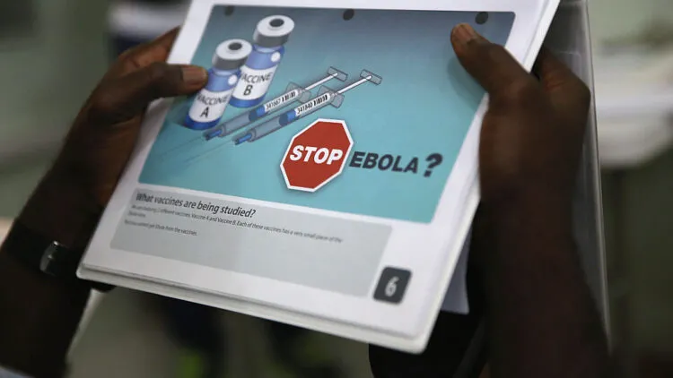 دولة أفريقية تسجل أول إصابة بفيروس إيبولا منذ نحو ثلاثة عقود