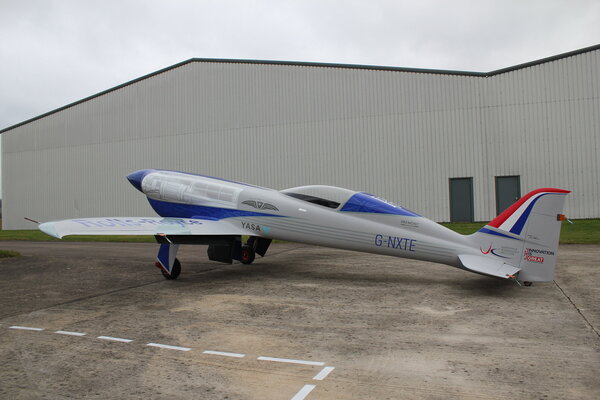 طائرة جديدة من رولز رويس يتوقع تحطيمها الرقم القياسي لسرعة الطائرات الكهربائية