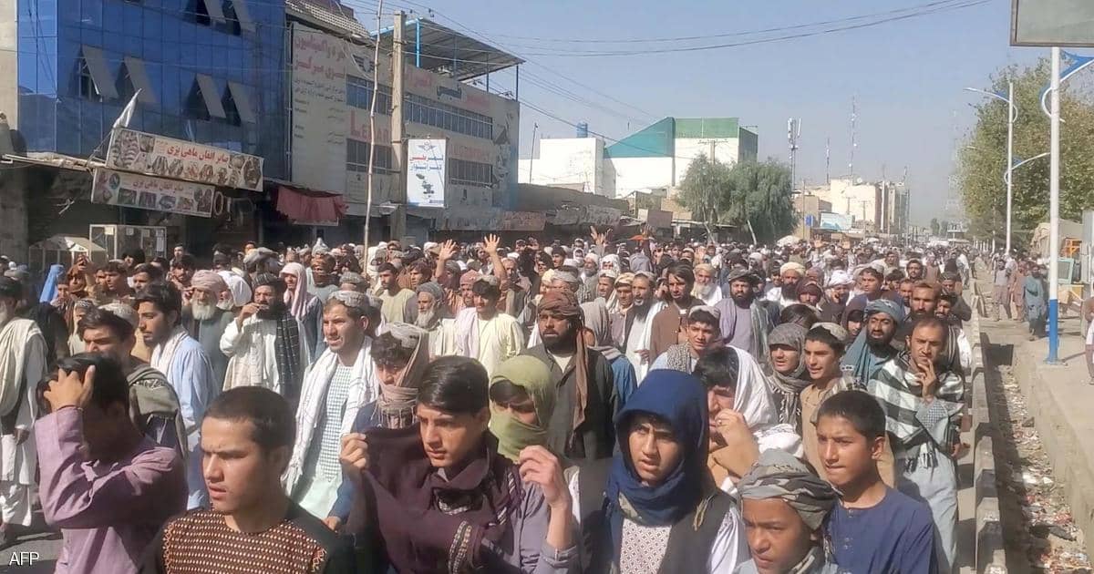 الآلاف يتظاهرون ضد طالبان في قندهار