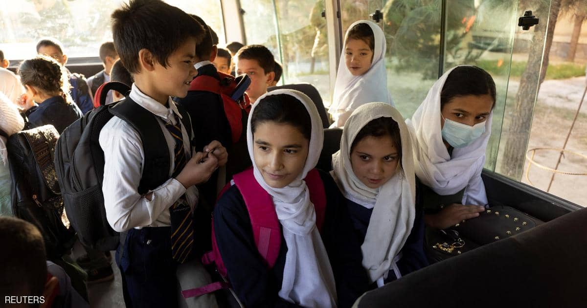 أفغانستان.. طالبان تفتح المدارس الثانوية للفتيات “قريبا جدا”