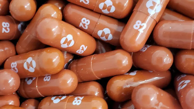 “ميرك” للأدوية تتقدم بطلب ترخيص سريع لعقار مضاد لكوفيد-19