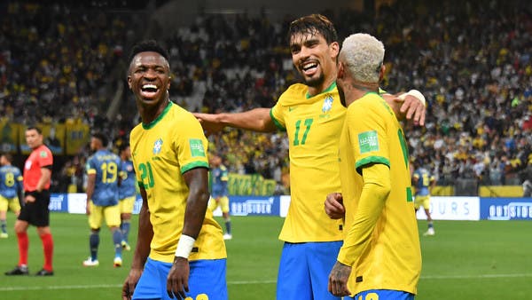 البرازيل تحافظ على سجلها الفريد في كأس العالم