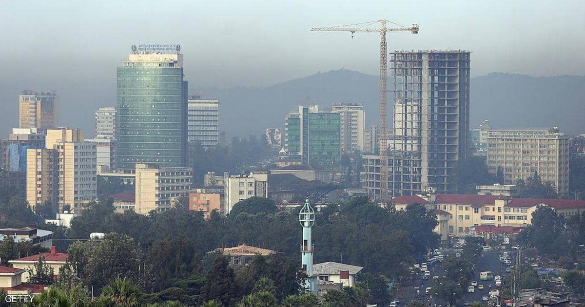 العاصمة الإثيوبية تحث سكانها على الاستعداد للدفاع “المسلح”