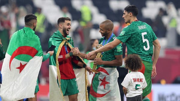 استقبال رسمي لأبطال العرب في الجزائر