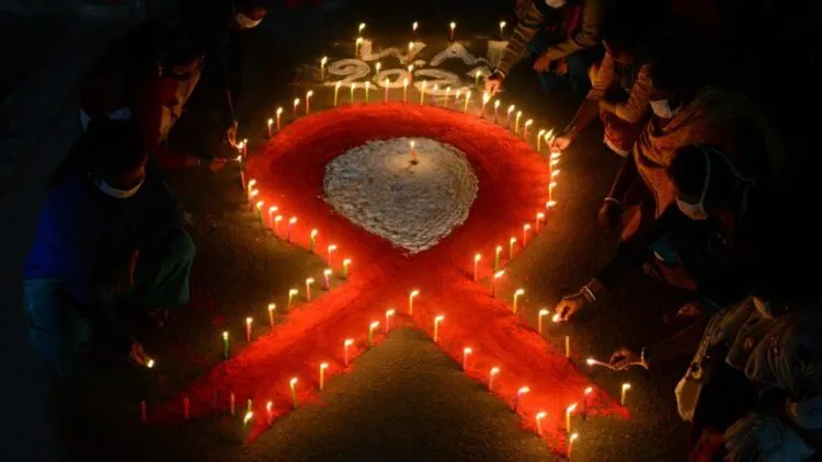 اليوم العالمي للإيدز 2021 .. حقائق وأرقام صادمة عن المرض القاتل