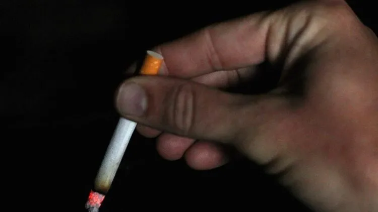 نيوزيلندا بصدد حظر بيع السجائر للمراهقين في سن 14 وأقل