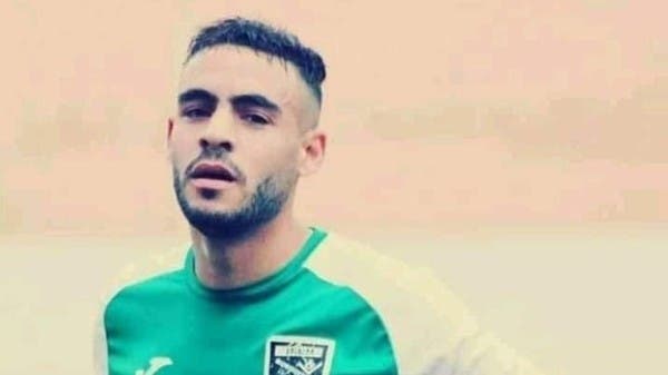وفاة لاعب جزائري بسكتة قلبية خلال مباراة