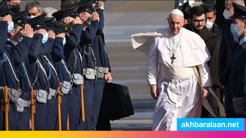 البابا فرنسيس يدافع عن لقاحات كورونا