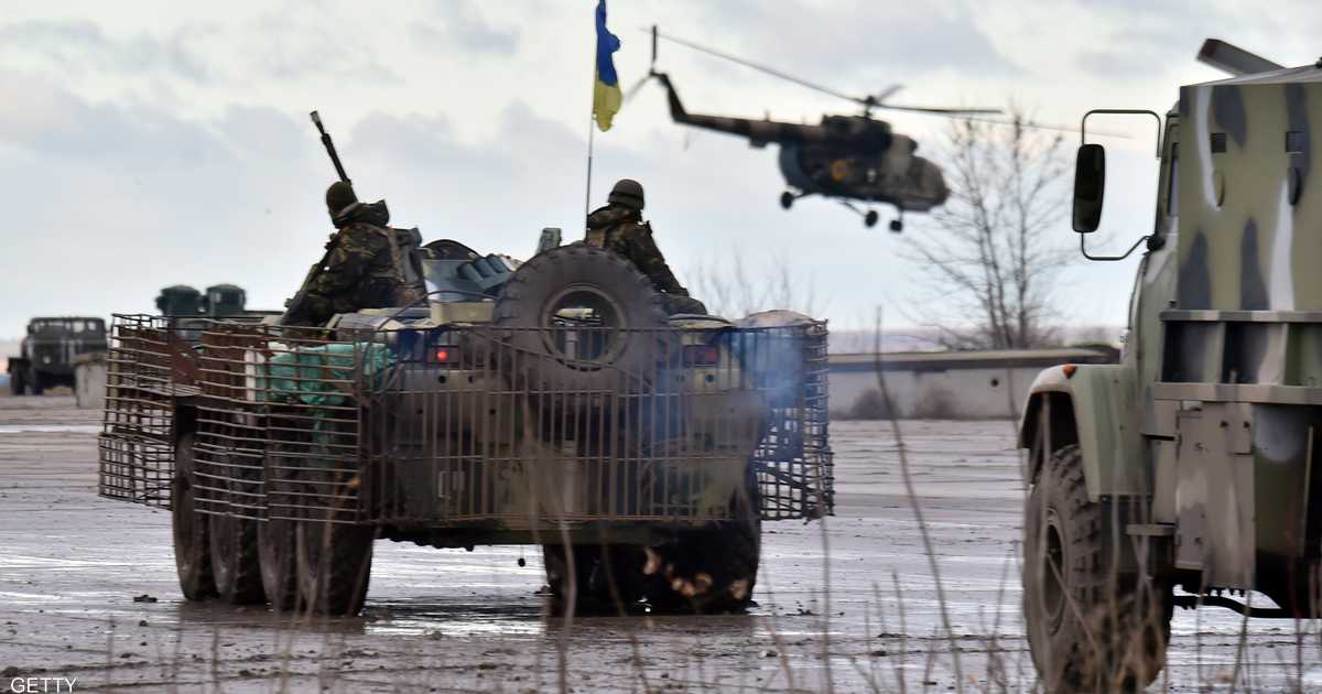 أوكرانيا تنفي قصف مواقع دونباس.. و”لعبة روسية” على الحدود