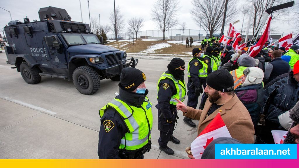 اعتقال اثنين من قادة الاحتجاجات المناهضة لإجراءات كبح كوفيد في كندا