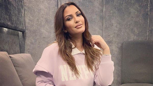 فنانة تونسية تكشف: شيرين عبدالوهاب تنمرت على شكلي