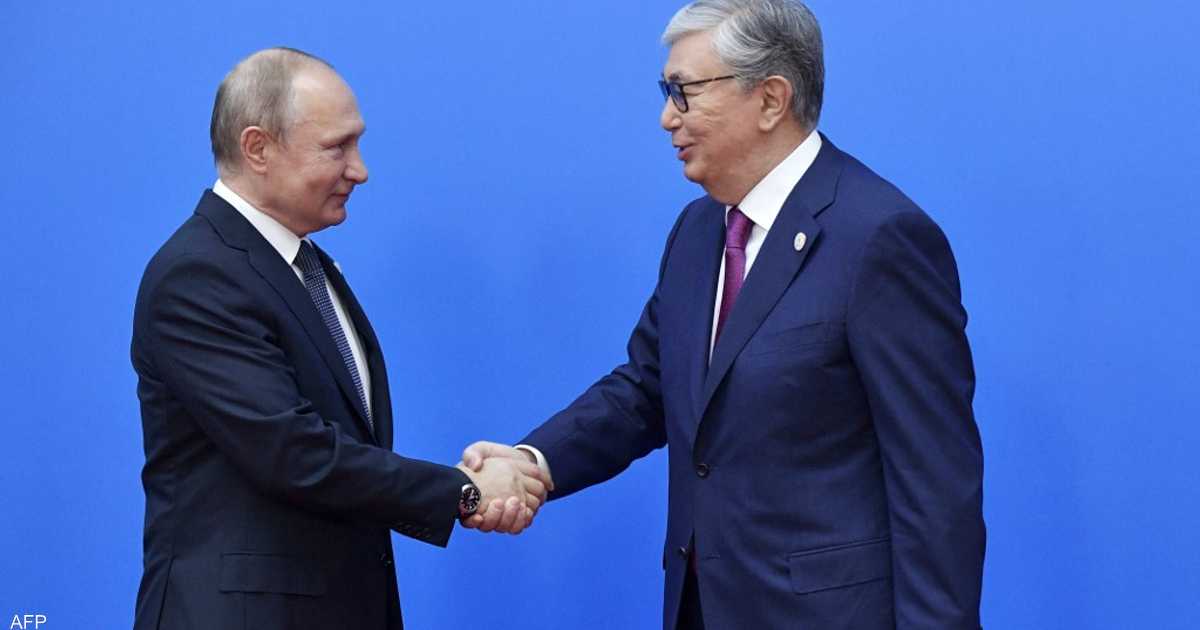 وسط أزمة الحرب.. رئيس كازاخستان يكشف “وعد بوتن”