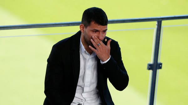 أغويرو: أفكر في العودة لكرة القدم مجددًا