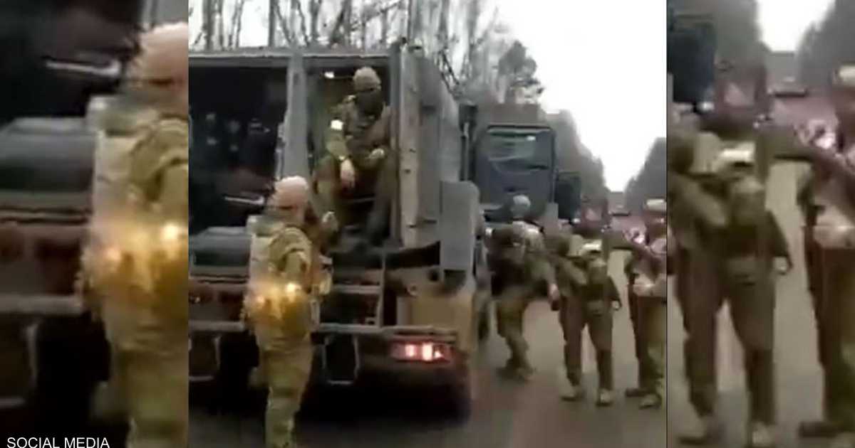 بالفيديو: آليات وجنود شيشان يدخلون معركة أوكرانيا