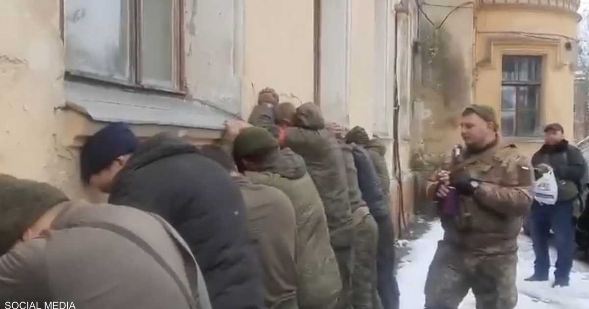 تصريح أوكراني “غريب” عن مصير الأسرى الروس
